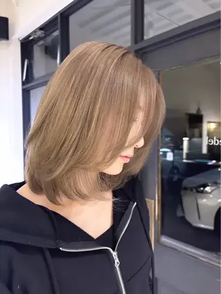 ミディアム エデル所属・⠀ hinaのヘアスタイル