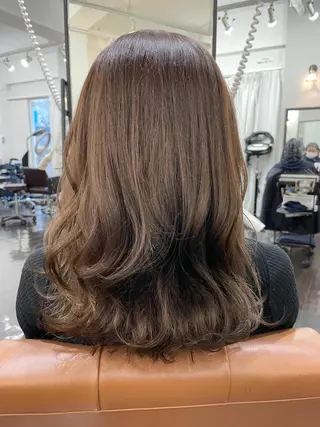 セミロング カラー 小久保 淳平のヘアスタイル