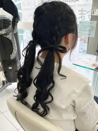 セミロング ヘアアレンジ アレンジ&ショート 💙YUKINOのヘアスタイル