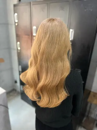 ロング 🌈カラー特化 ハイトーンけいと🌈のヘアスタイル