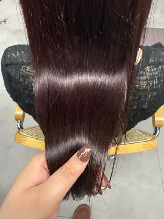 ロング 𝗿 𝗶 𝗶 ／ナチュラルカラーのヘアスタイル