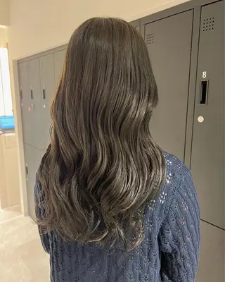 ロング カラー 暗髪カラー🫐パーマ おくだりんかのヘアスタイル