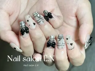 ネイル E.N🦋 長さ出し/持ち込みのネイルデザイン