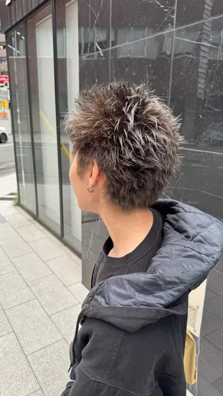 カラー メンズ はしもと じんのヘアスタイル