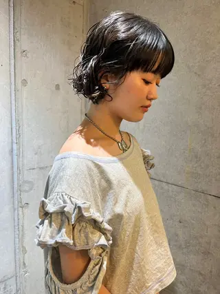 ショート パーマ ハイトーン/顔まわり レイヤー/YUKAのヘアスタイル