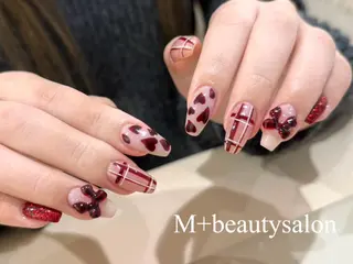 ネイル M+  Beauty Salonのネイルデザイン