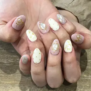 ネイル Nest 三田のマツエク・マツパデザイン