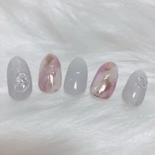 ネイル 綱島 佳恵のネイルデザイン