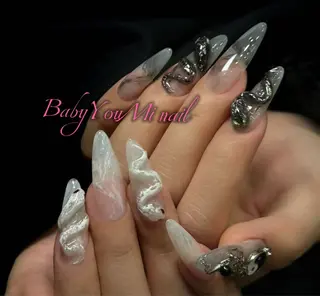 ネイル 相沢 さやかのネイルデザイン