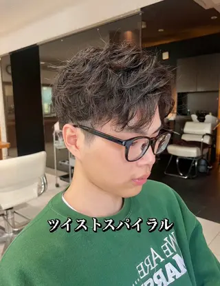 ショート パーマ メンズ パーマ特化美容師 🔥Yoshiyaのヘアスタイル