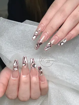 ネイル Maggie Nail🦩のネイルデザイン