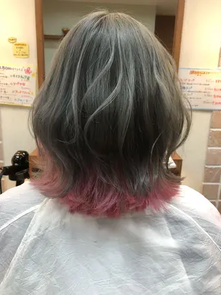 ショート カラー 大野 まゆのヘアスタイル