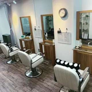 ajuga所属・hama yukiのヘアスタイル