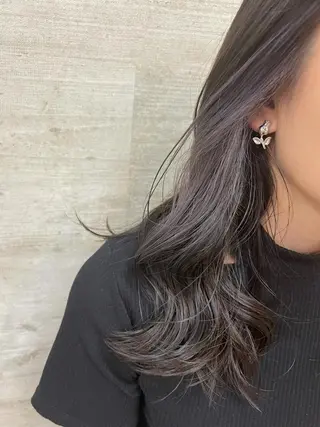 ミディアム HAIR LOUNGE Run Ways所属・Shiho 🦋 /透明感カラーのヘアスタイル