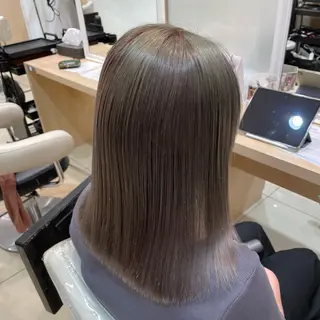ミディアム カラー ✩𝐴𝑠ℎ 中目黒 浦野 遥✩*。のヘアスタイル