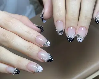 ネイル Pure&Rich Nailのネイルデザイン