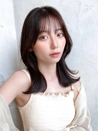 ミディアム カラー 顔周り/くびれヘア 韓国ヘア💕風間るなのヘアスタイル
