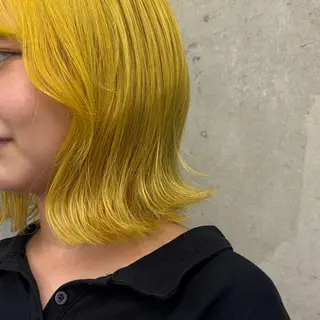 カラー momone 【Loem】のヘアスタイル