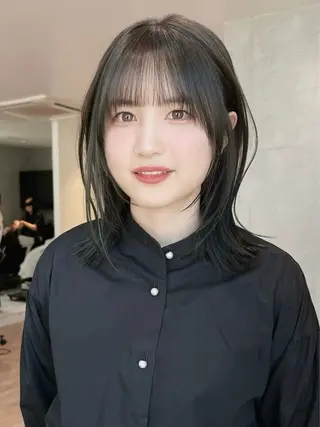 ミディアム カラー 小顔ショート🌿 Say.石川葵のヘアスタイル