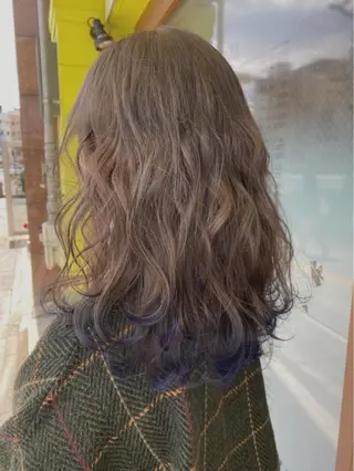 ロング 山口 明日花のヘアスタイル