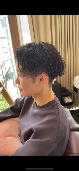 ミディアム パーマ メンズ ナツハラ サトシのヘアスタイル