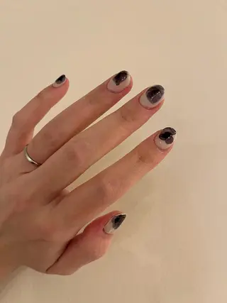 ネイル une／YUKINA 🫧大人nuanceのネイルデザイン