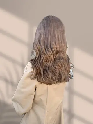 ロング くすみミルクティー/ ブラウン🪡TOWAのヘアスタイル