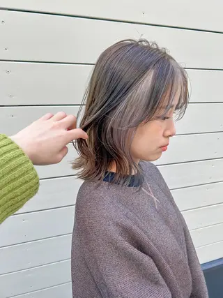 ミディアム カラー ヘアアレンジ yuka .のヘアスタイル