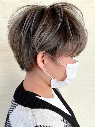 ショート 小塚 和眞のヘアスタイル