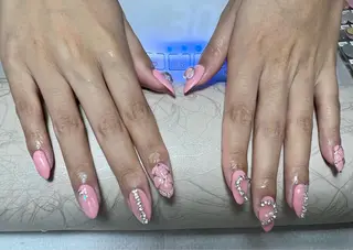 ネイル Una ☀️☀️のネイルデザイン