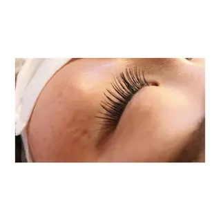 マツエク・マツパ August 松崎のエステ・リラクイメージ