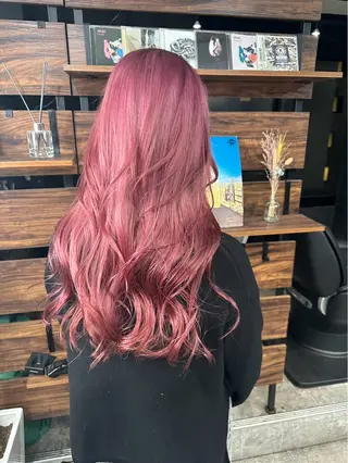 カラー 西村 桃花のヘアスタイル