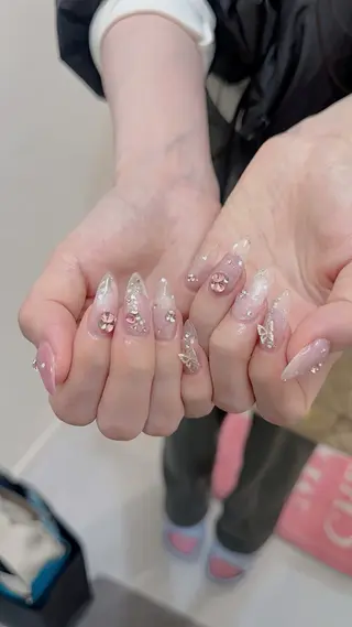 ネイル Julli ジュリのネイルデザイン