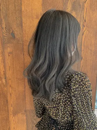 セミロング カラー レイヤー/顔周り カット/松岡 祥利のヘアスタイル