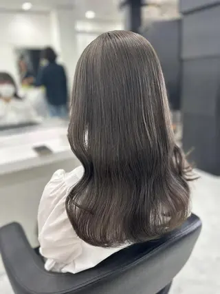 カラー *儚げ透明感🕊 赤み消し艶カラー🌿のヘアスタイル