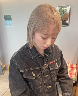 ショート カラー 林 優花のヘアスタイル