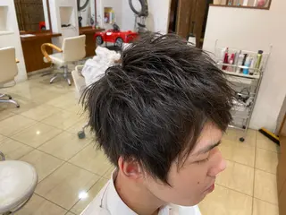 ショート メンズ フジサキ ハヤトのヘアスタイル