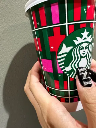 ネイル 佐藤 穂乃香のネイルデザイン