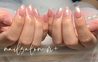 ネイル nailsalon vi+新人LiLiのネイルデザイン