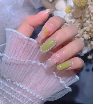 ネイル ビューティーサロン ヘゼリヒのネイルデザイン