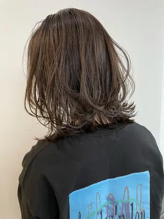 ミディアム 💫カットはなんでも 得意です✂️のヘアスタイル