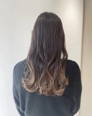 ロング カラー ヘアサロンジプソ【旧ライラ】所属・佐々木 美帆のヘアスタイル