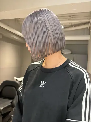 ショート カラー ハイトーン/ ボブ 中村麟のヘアスタイル