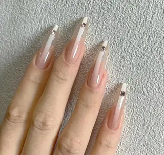 ネイル Rosella Nail Salonのネイルデザイン