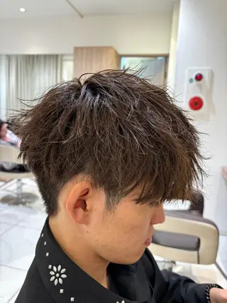 ショート メンズ／パーマ 山本侑平のヘアスタイル