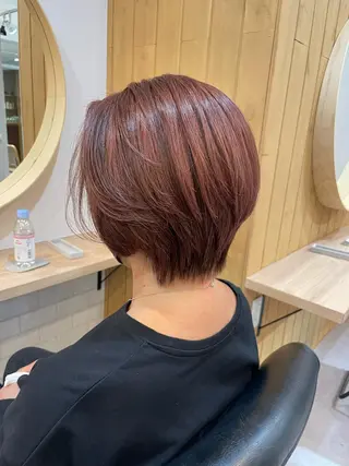 ショート カラー akane .のヘアスタイル