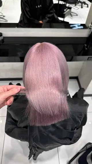 セミロング カラー REN .のヘアスタイル