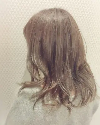 セミロング カラー ヘアアレンジ brut所属・SaKai Nozomiのヘアスタイル