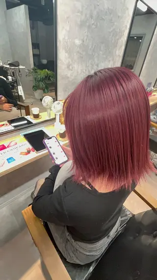 ミディアム motoトップカラー リスト/ブリーチカラのヘアスタイル