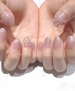 ネイル 會田 瑠衣のネイルデザイン